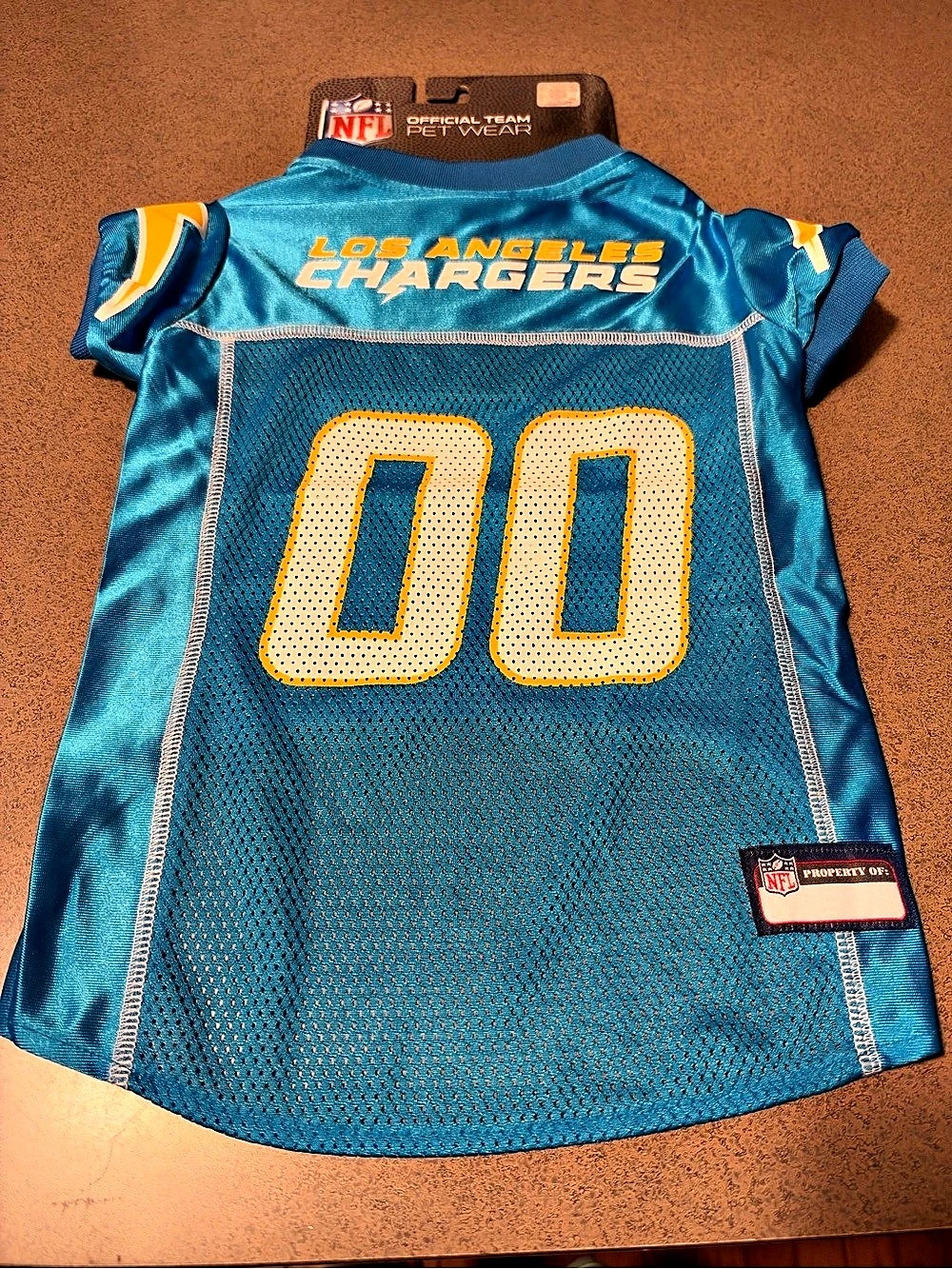 Dog NFL Los Angeles Chargers #00 jersey
Large Blue & Yellow NWT